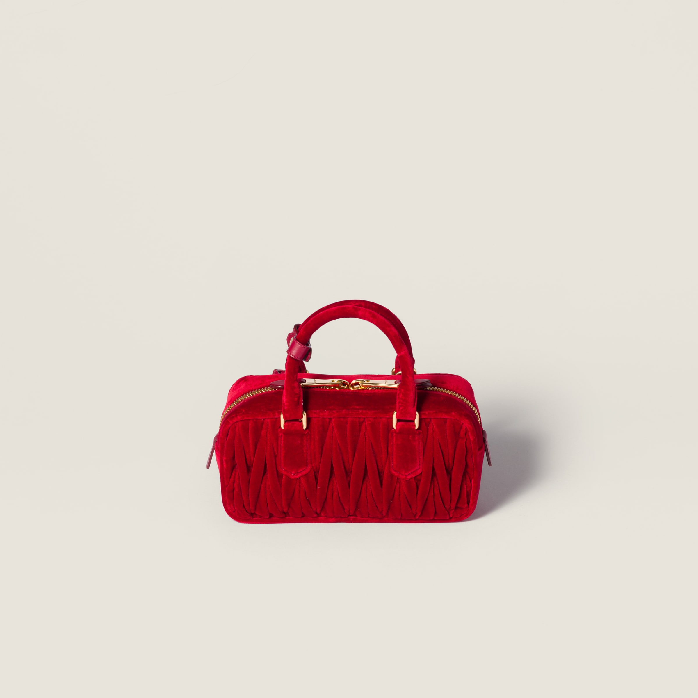 Miu Miu Arcadie Matelassé Velvet Bag In Red