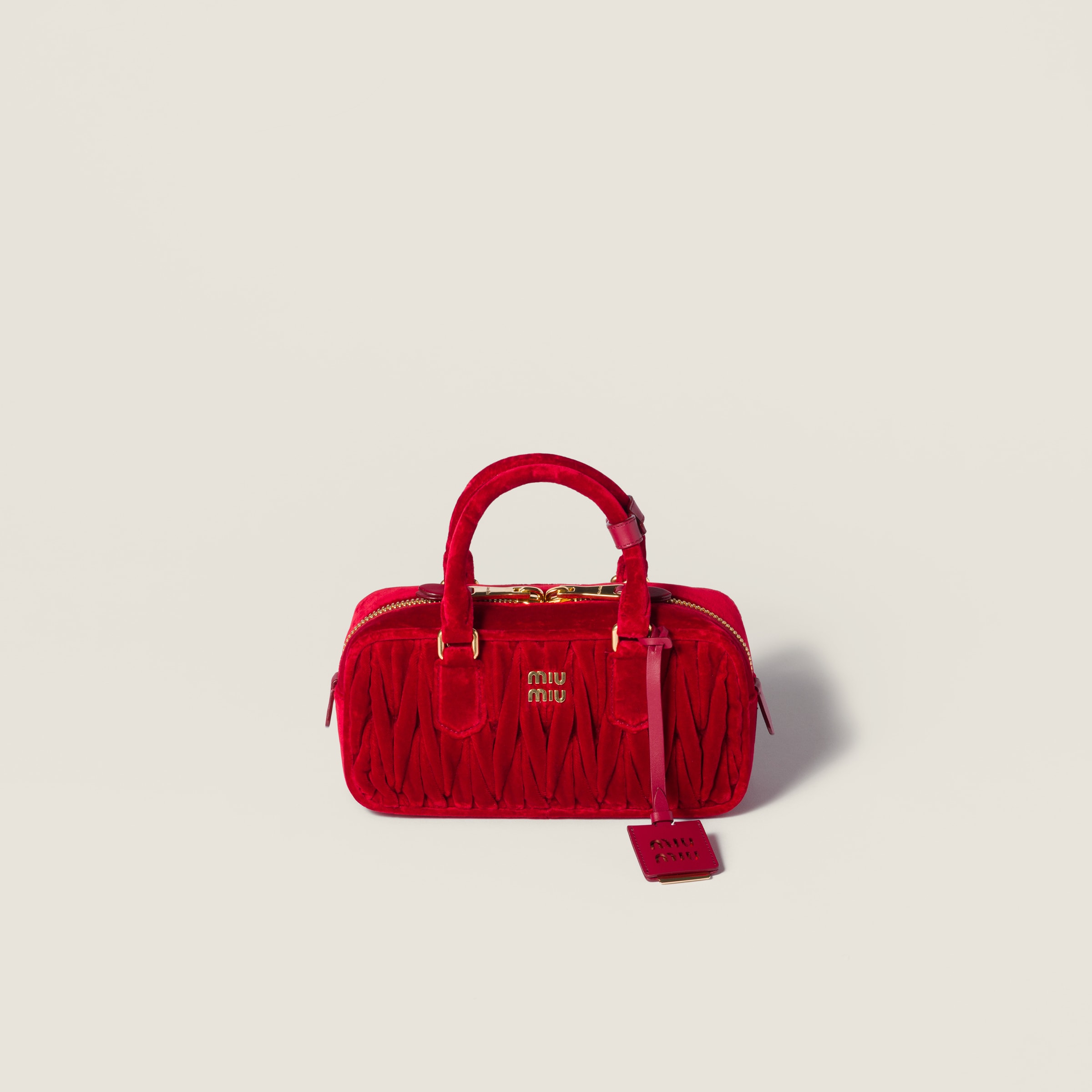 Miu Miu Arcadie Matelassé Velvet Bag In Red