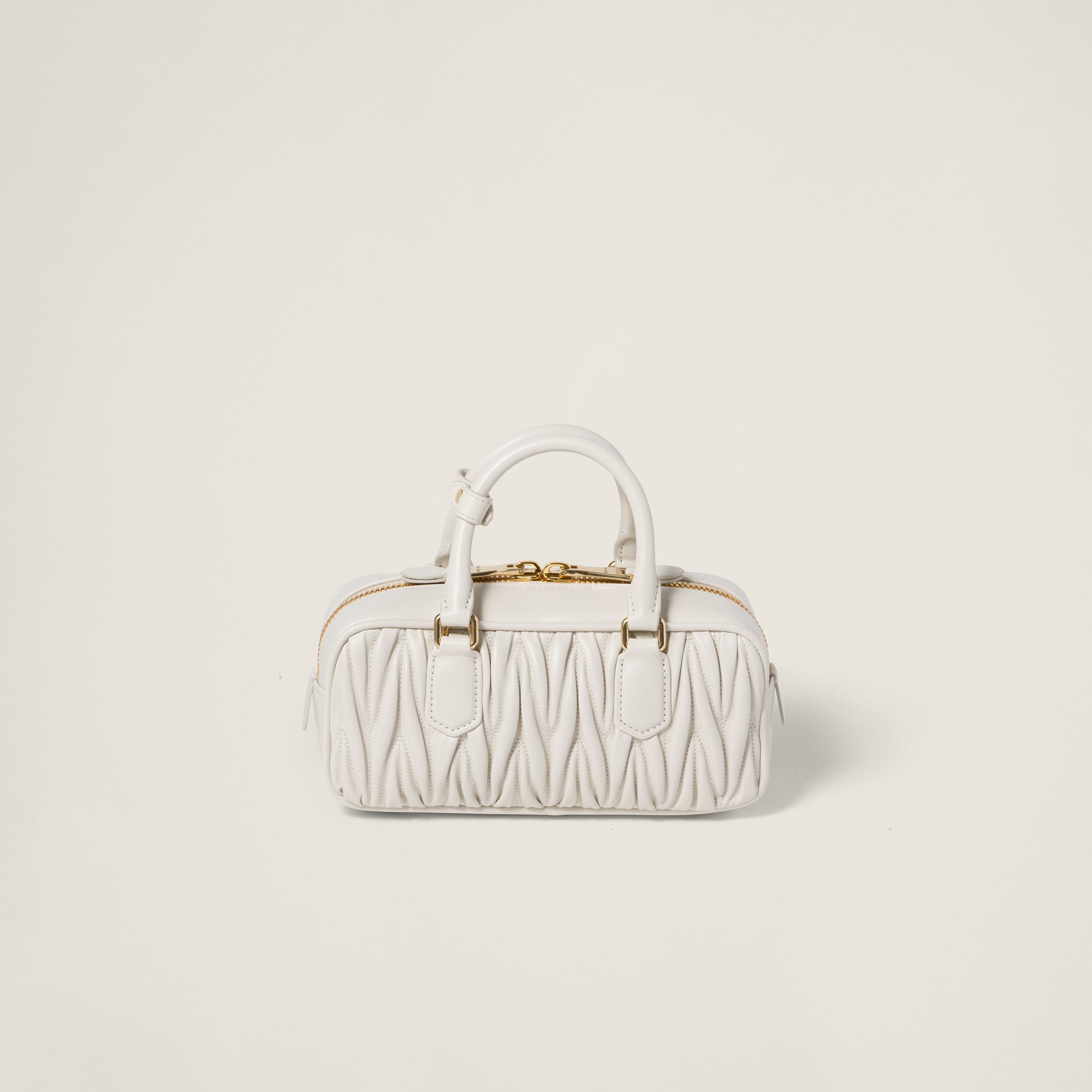 ☆Miu Miu / ミュウミュウ☆ ハンドバッグ (MiuMiu/ハンドバッグ