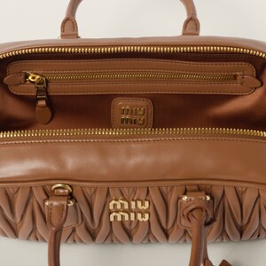 AF5BB148_N88_F098L_V_OON_BKG_4