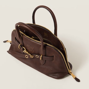 AF5BB168_2BBL_F0NBL_V_OOO_BKG_6