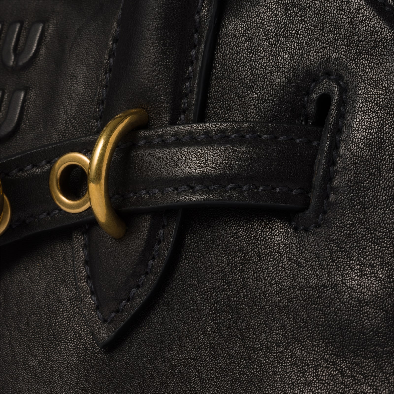 AVENTURE NAPPA BAG 33 IN BLACK LAMBSKIN GOLD HARDWARE main image 0