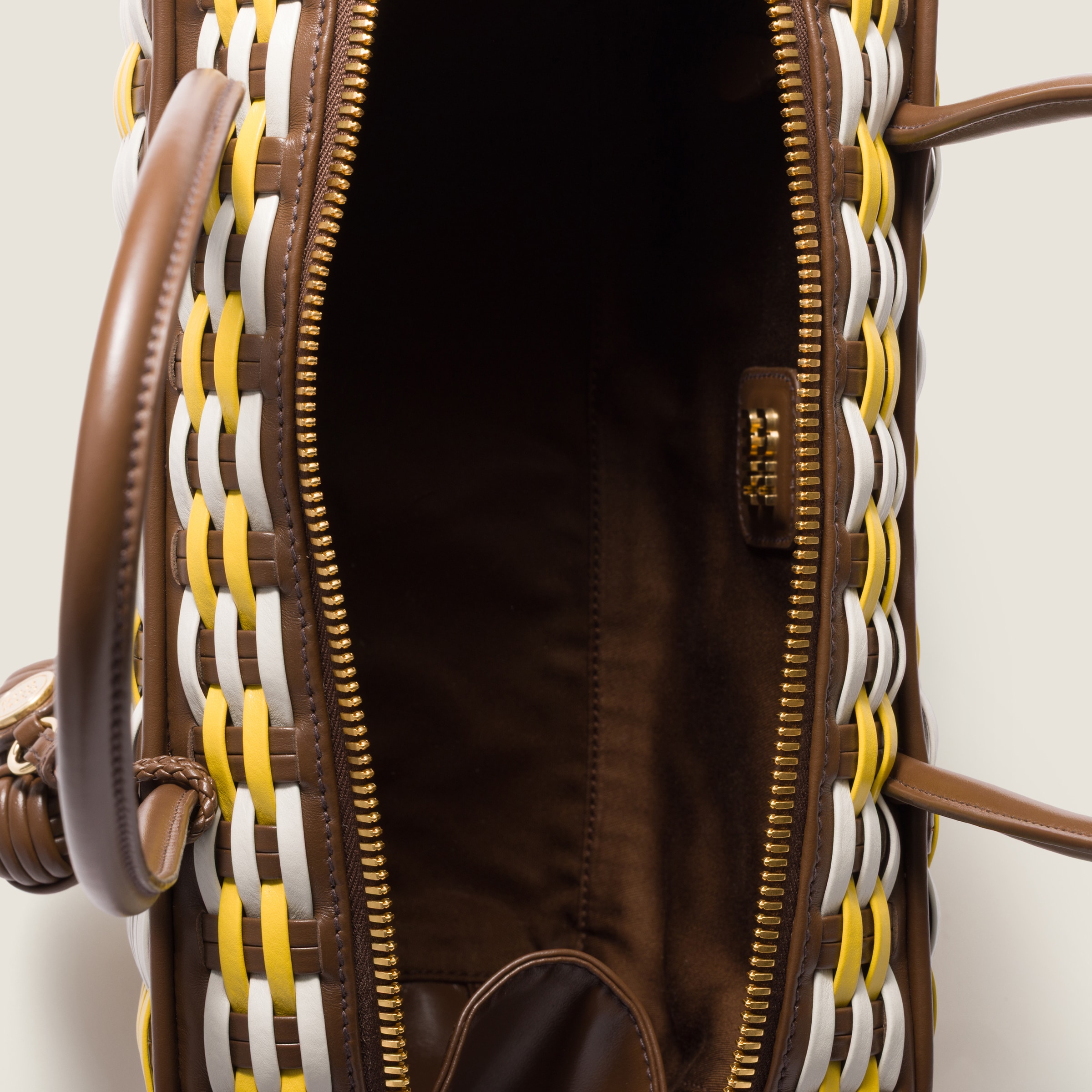 Miu Miu｜ (5BB172 2CRW F0002) Black Beau Leather Top-handle Bag | Miu Miu