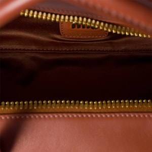 AF5BB173_2CRW_F0033_V_OTM_BKG_6