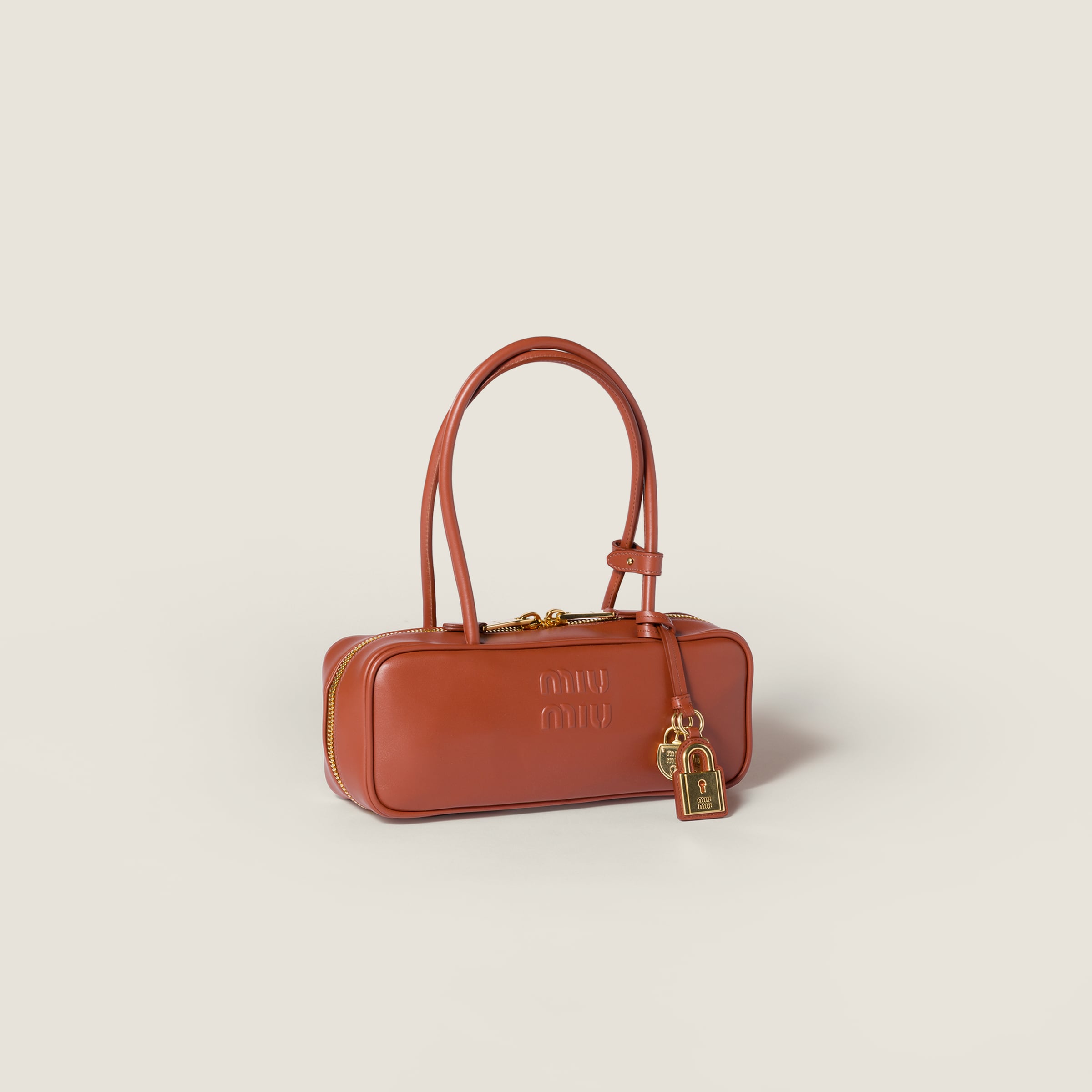 【完売必至】MiuMiu Beau カラフルレザーバッグ Miu Miu】Leather Beau bag レザーボーバッグ (MiuMiu