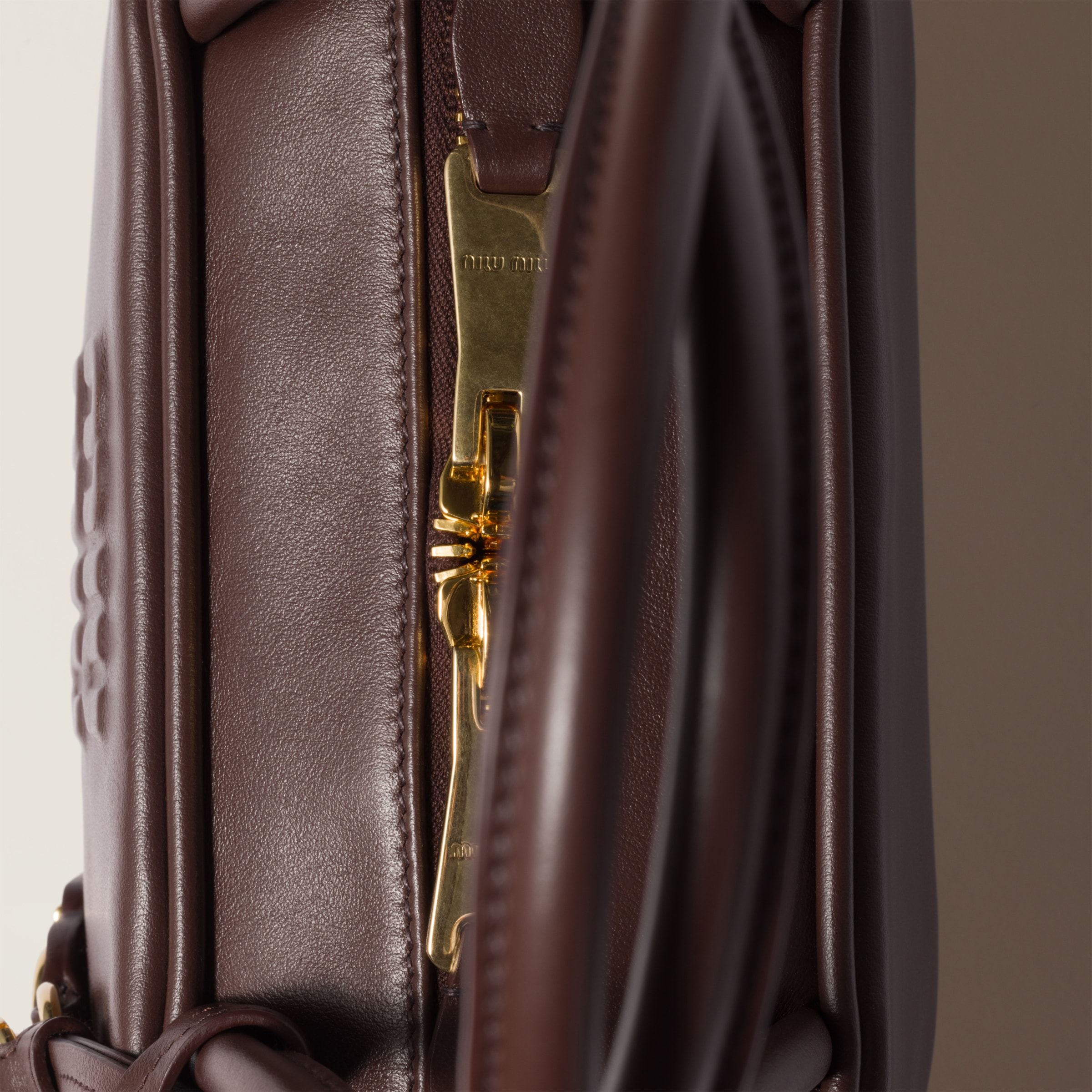 Briarwood Beau Leather Bag | Miu Miu