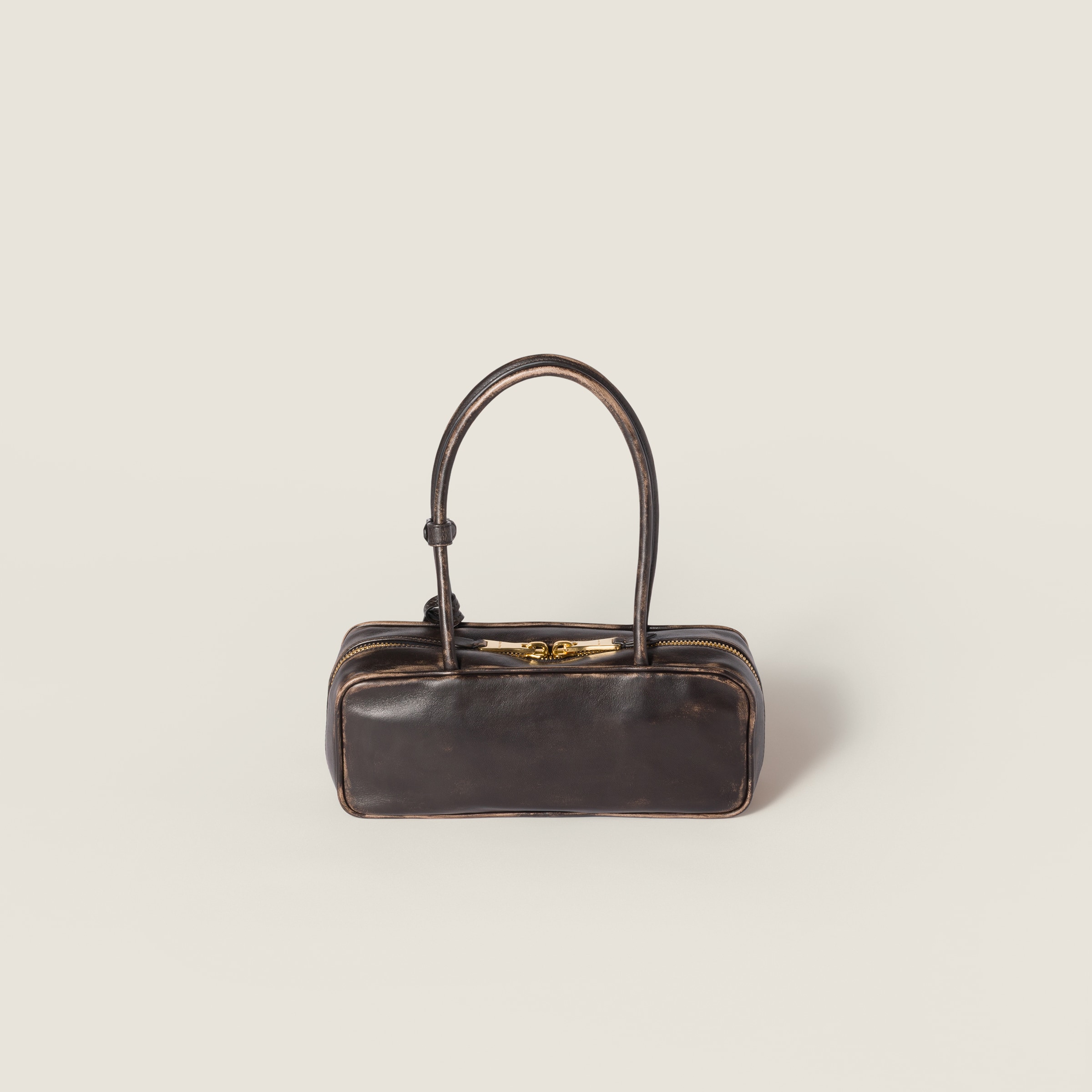 ダークブラウン ボー ナッパレザー バッグ | Miu Miu