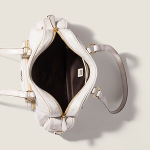 AF5BB179_AF8T_F0009_V_OOO_BKG_4