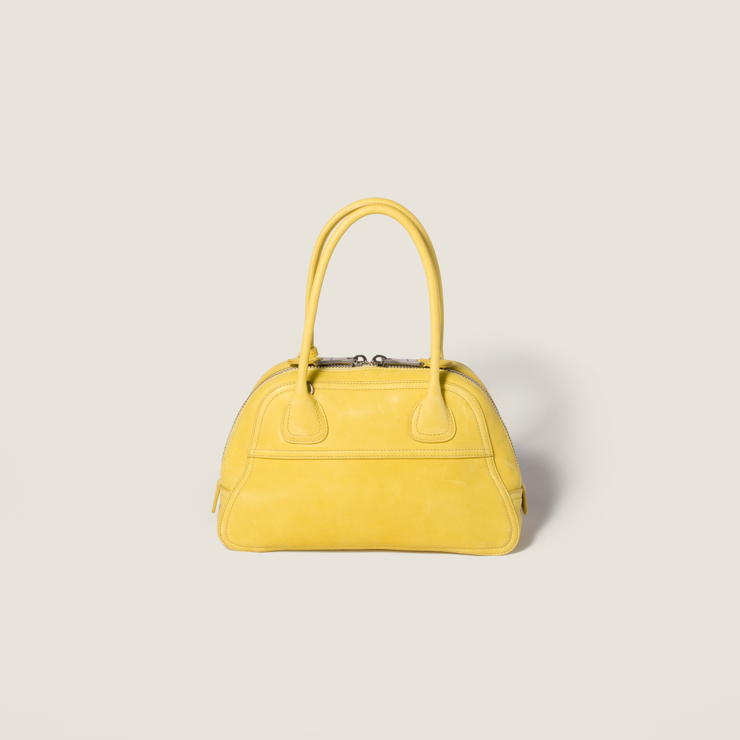 シトロンイエロー ヴィヴァン ナッパレザー バッグ | Miu Miu - 日本