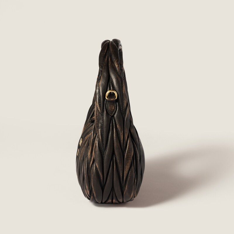 حقيبة Wander من جلد نابا ماتلاسي