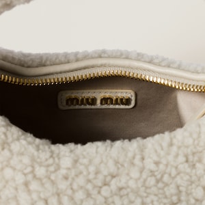 AF5BC125_AF7T_F0304_V_OOY_BKG_6