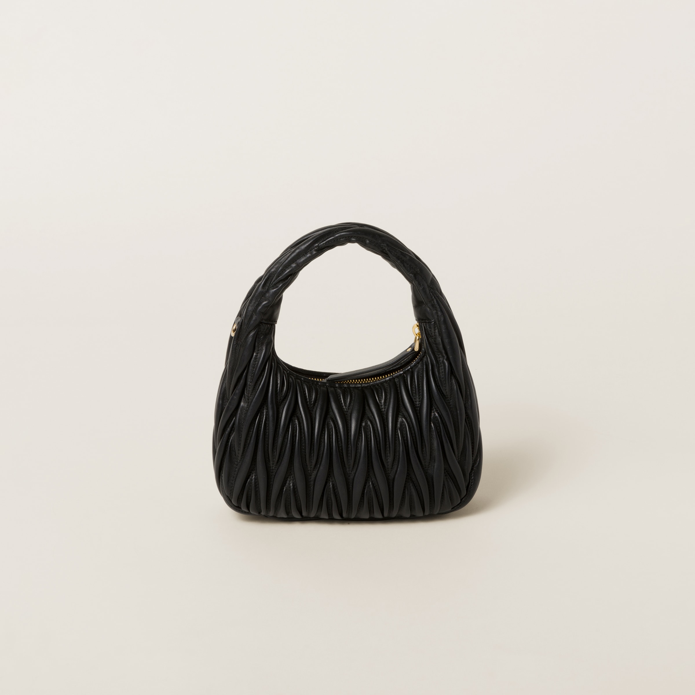 在庫一掃セール売れ筋ランキング Leather Nappa Matelassé Wander Black Hobo Miu Miu | Bag 靴