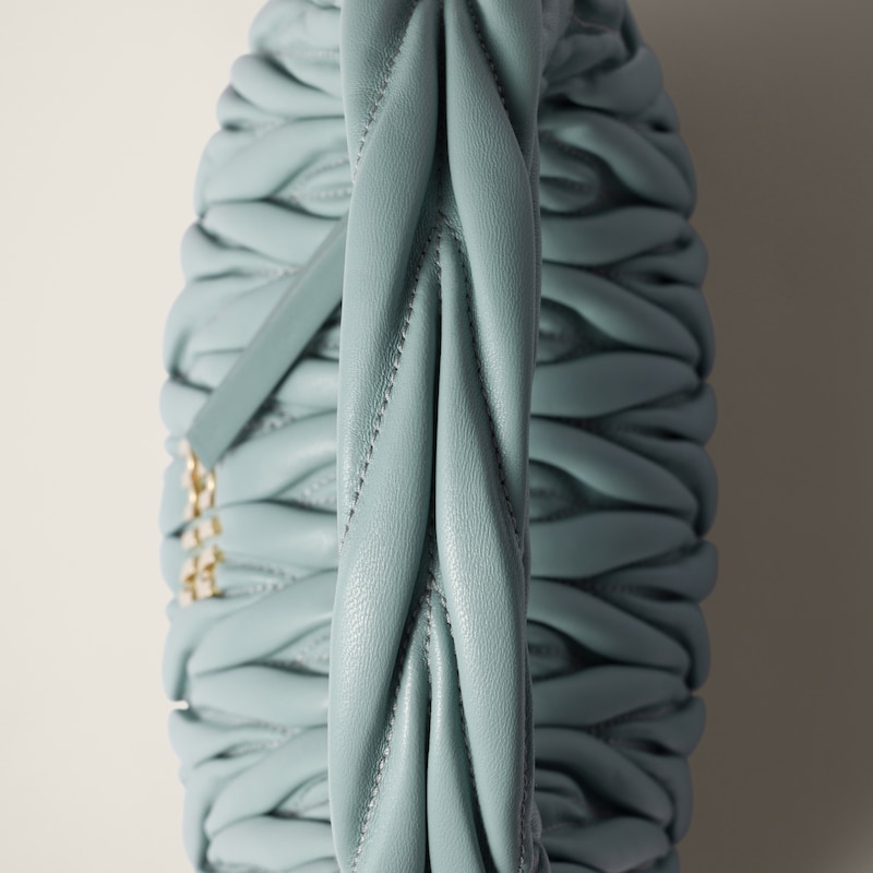 완더 마테라쎄 나파 가죽 호보 백