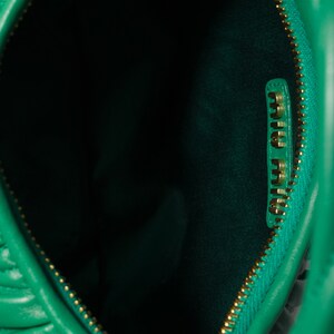 AF5BC125_AN88_F0458_V_OOY_BKG_4