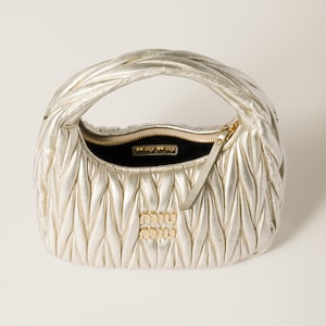 AF5BC125_AN88_F0846_V_OOY_BKG_6