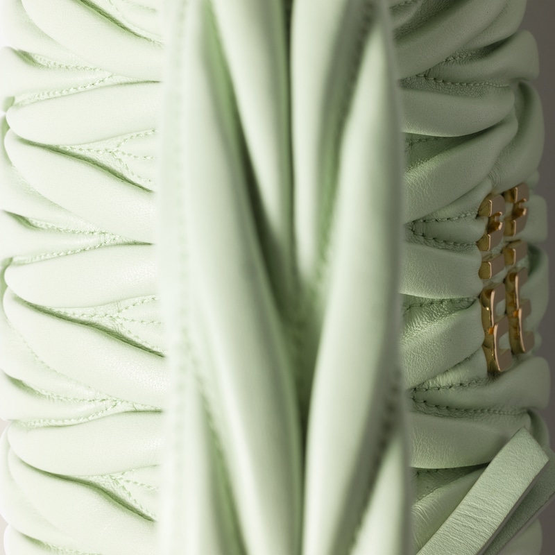 완더 마테라쎄 나파 가죽 호보 백