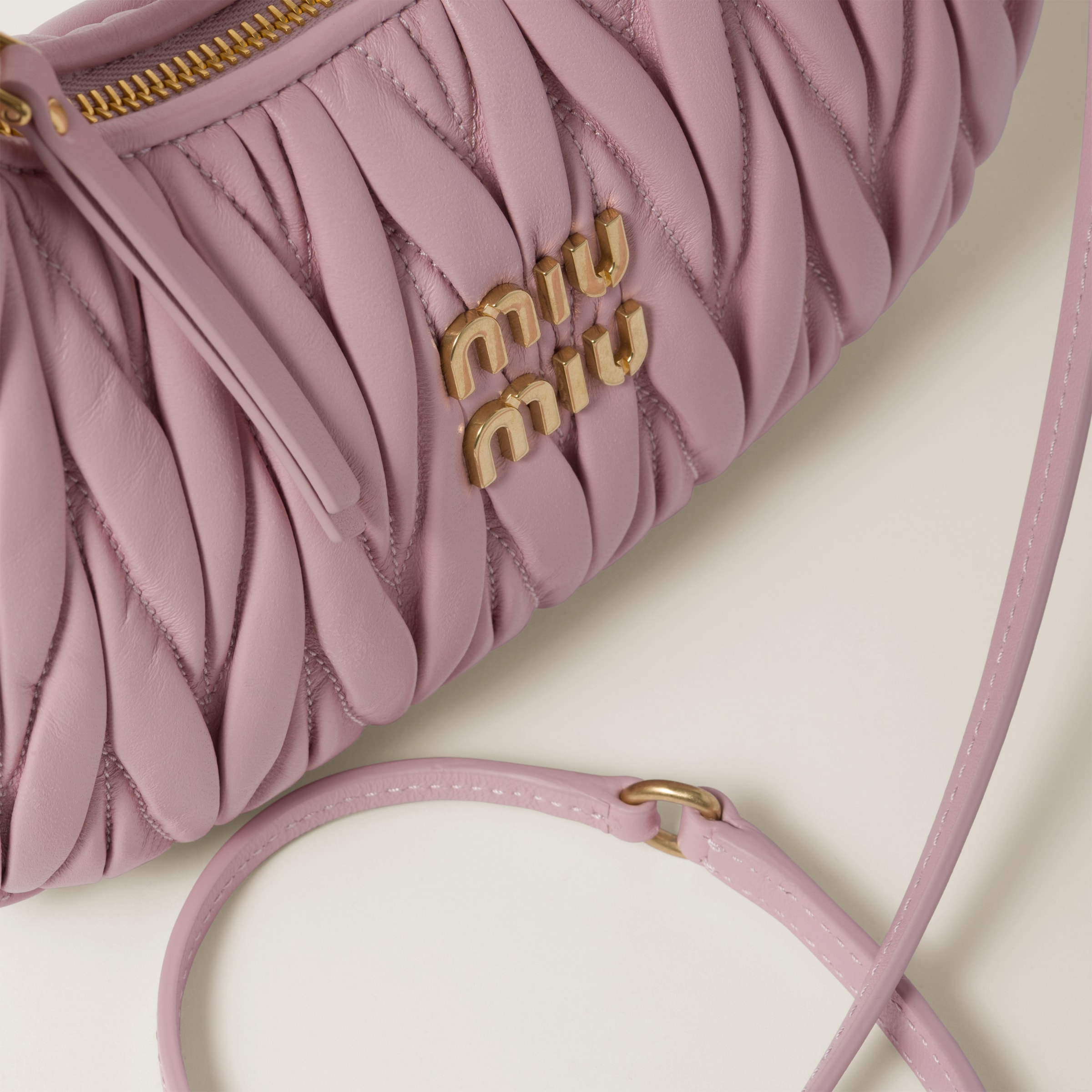 Wander matelassé nappa leather hobo bag - Collection