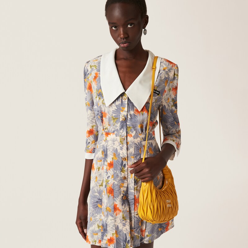 완더 마테라쎄 나파 가죽 호보 백