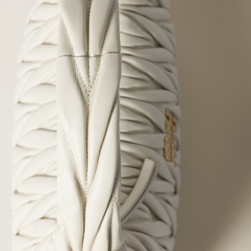 Wander Matelassé 软羊革中号Hobo腋下包