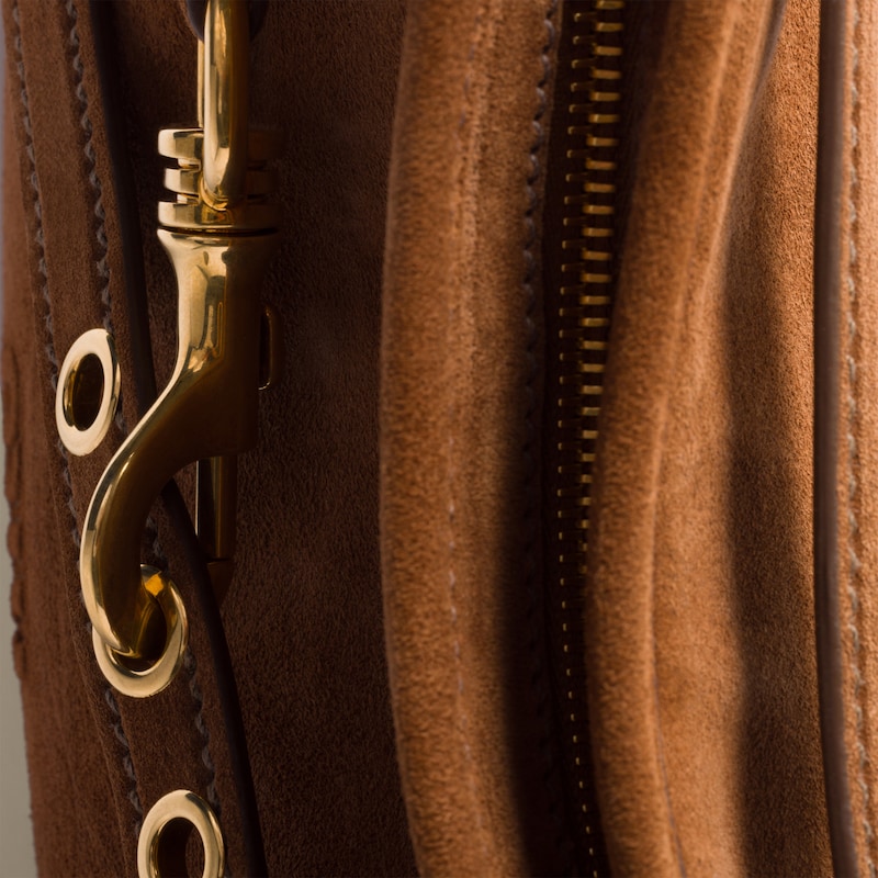 حقيبة Aventure من الجلد السويدي