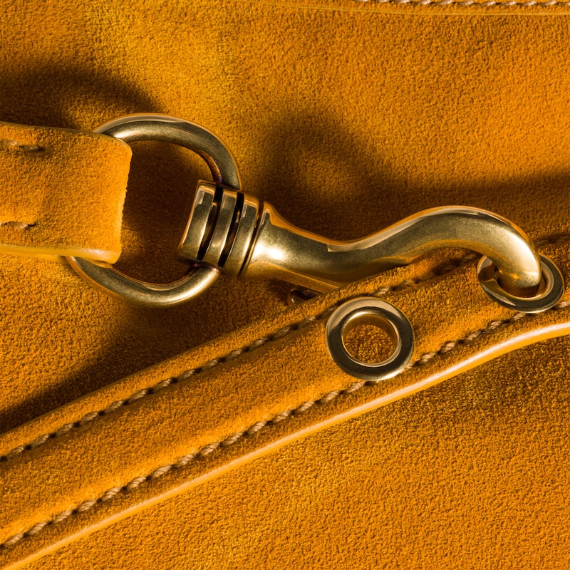 حقيبة Aventure من الجلد السويدي