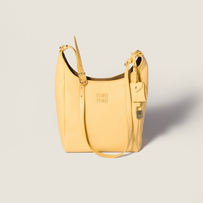 miu miu イエロー ショルダーバッグ MIU MIU（バッグ ・ イエロー/黄色系）のフリマアイテム一覧