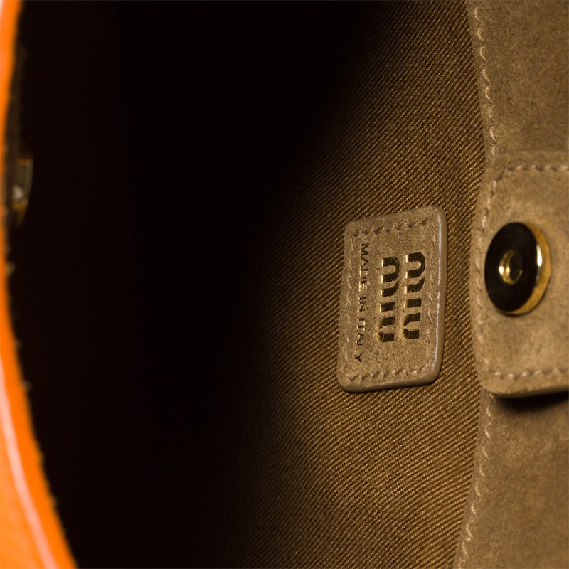 レザー バケットバッグ