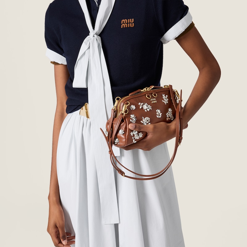 حقيبة كلاتش Caprice مطرزة من جلد نابا