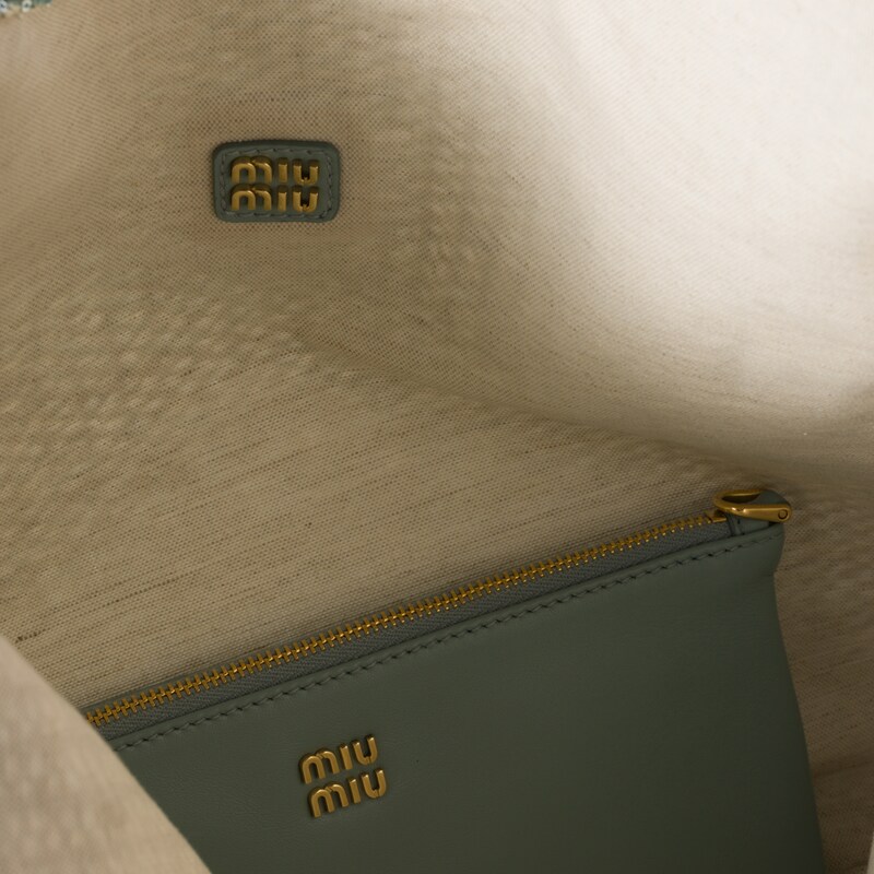 Bolsa IVY em malha com lantejoulas