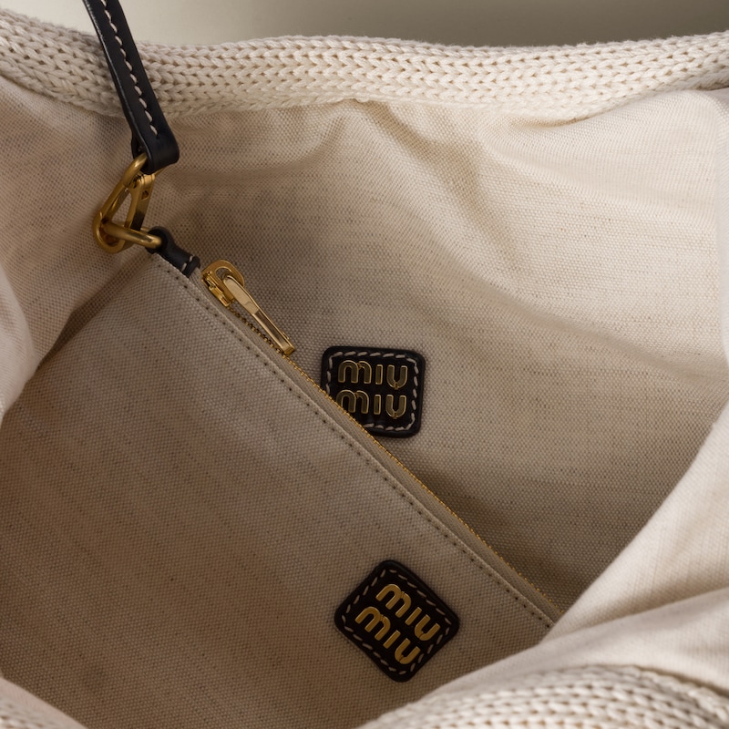 Bolsa tote IVY trançada com efeito ráfia