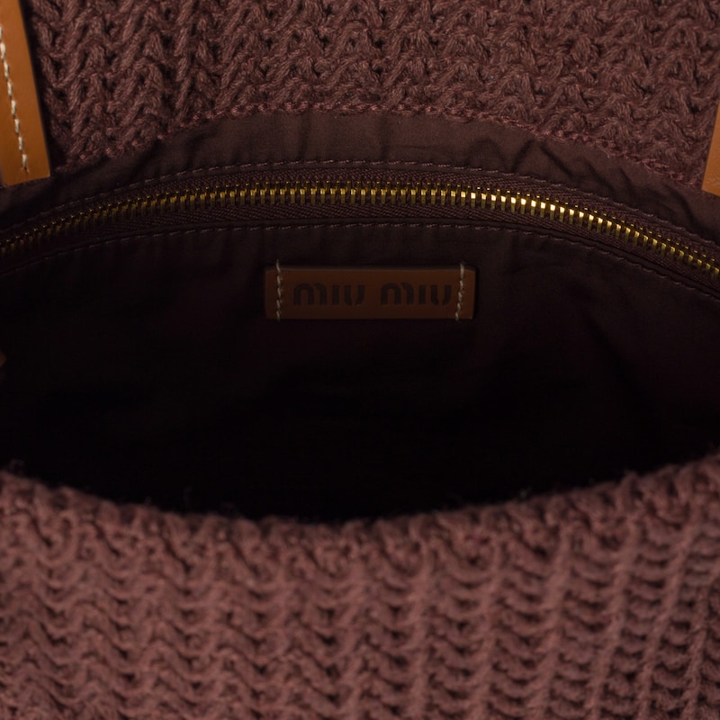 Bolsa tote trançada com efeito ráfia