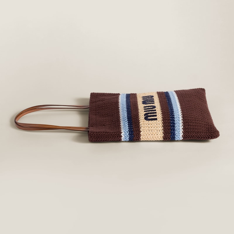 Bolsa tote trançada com efeito ráfia