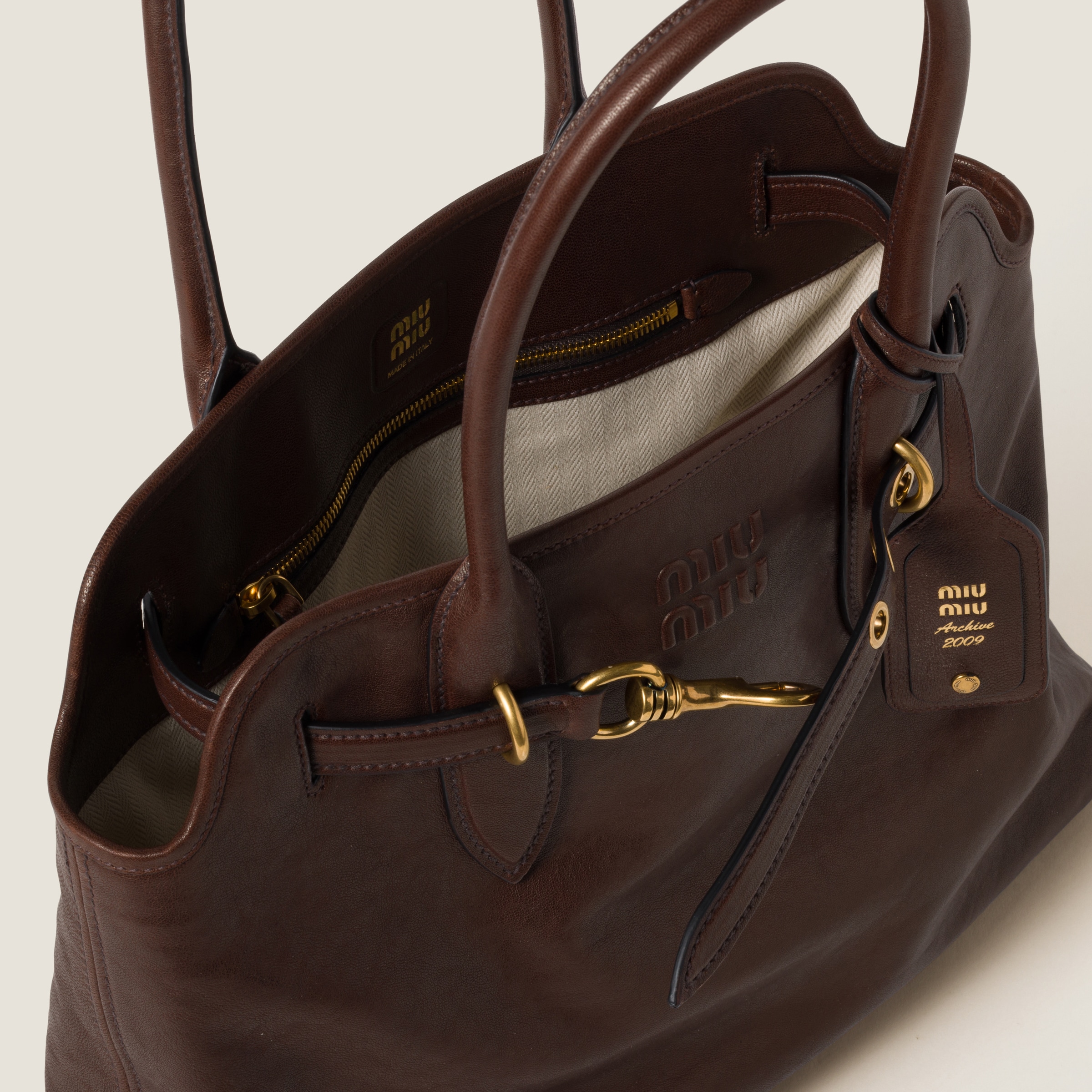 ハンドバッグ MIU MIU 5BG291_2BBL_F0316 AVENTURE NAPPA LEATHER BAG M Briarwood Aventure Nappa Leather Bag | Miu Miu