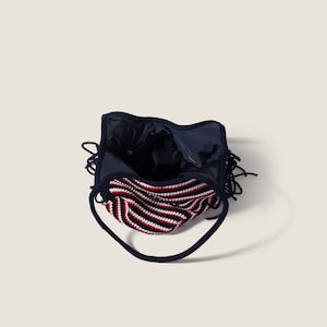 AF5BG311_2IH7_F059F_V_OLL_BKG_6