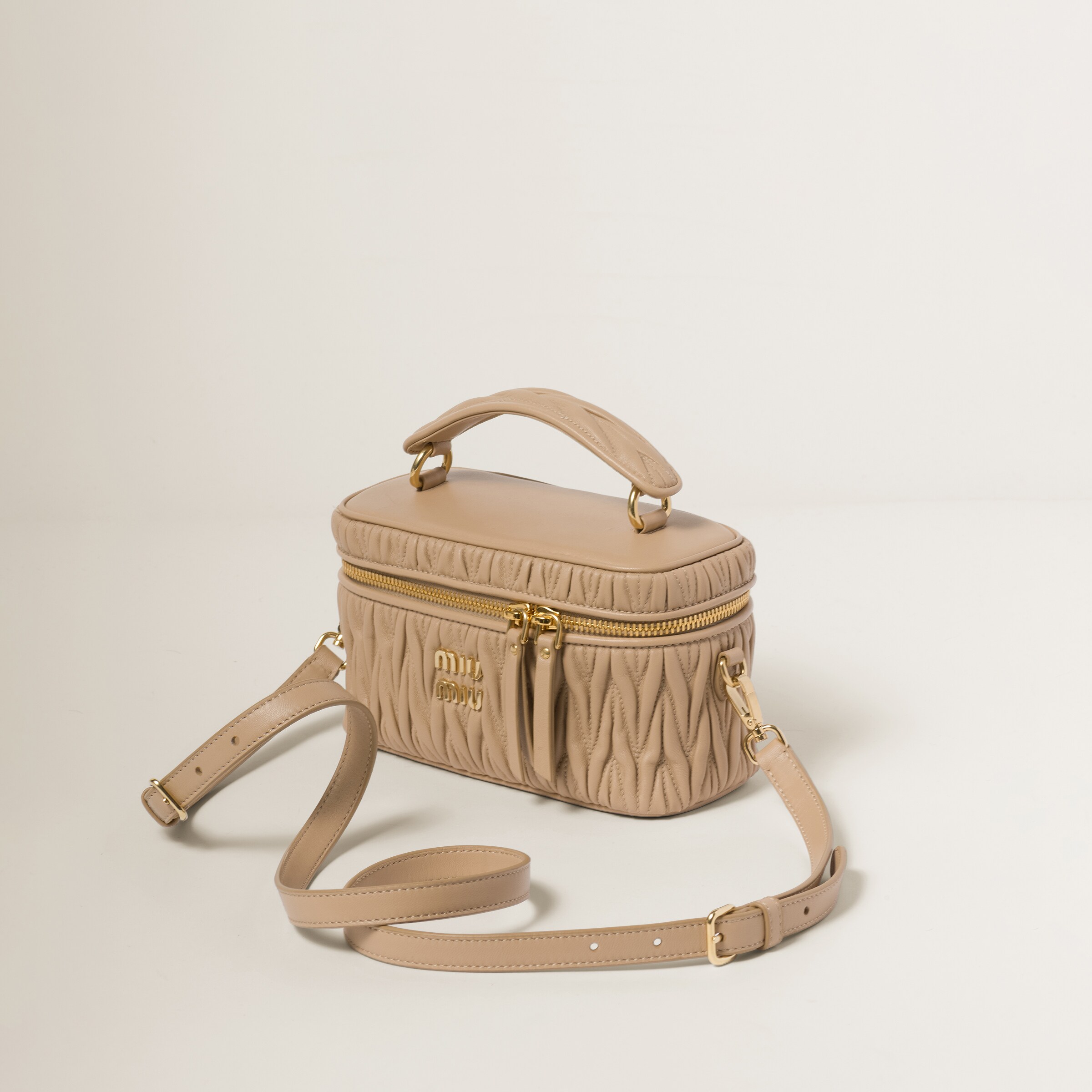 Miu miu vanity bag deals