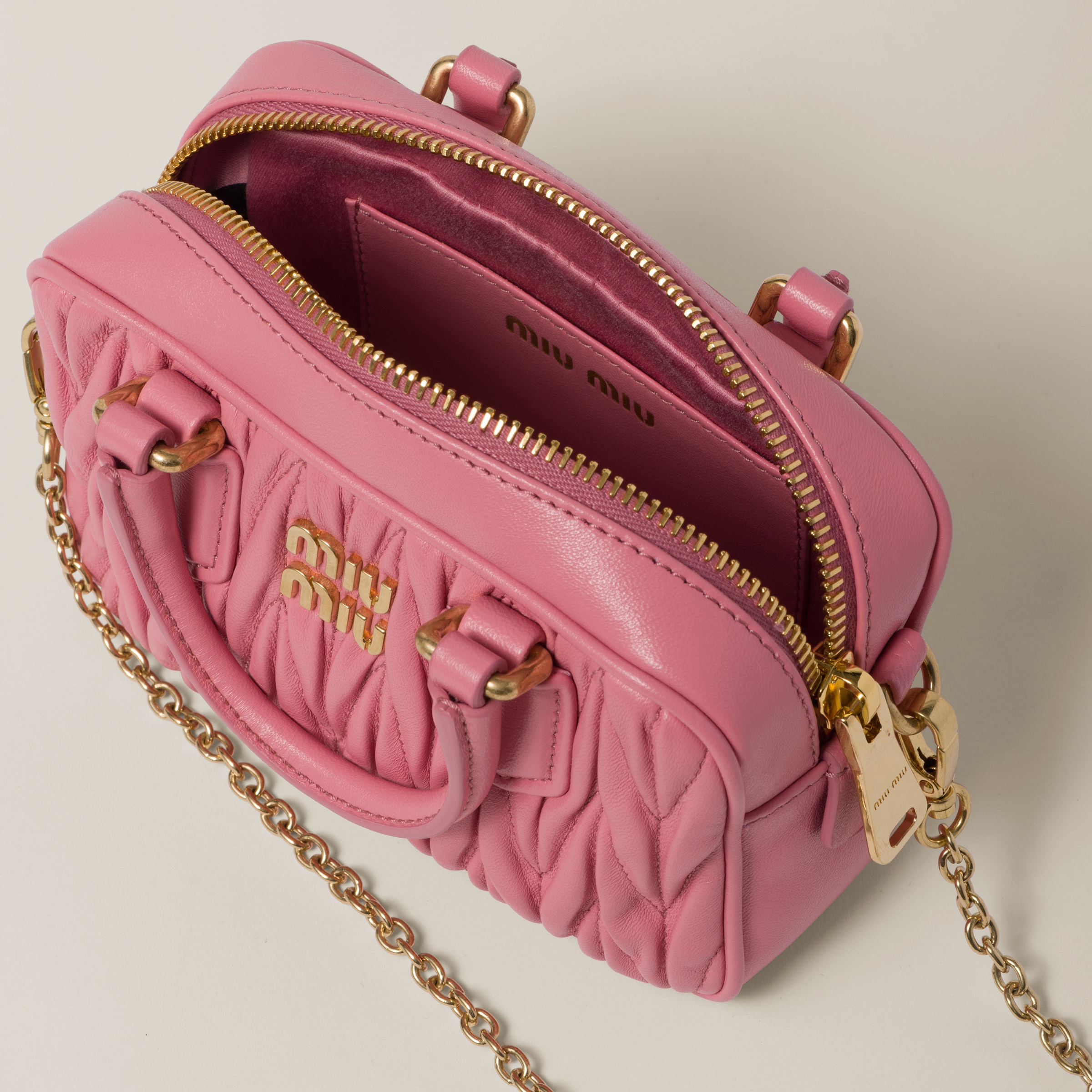Miu miu pink handbag deals