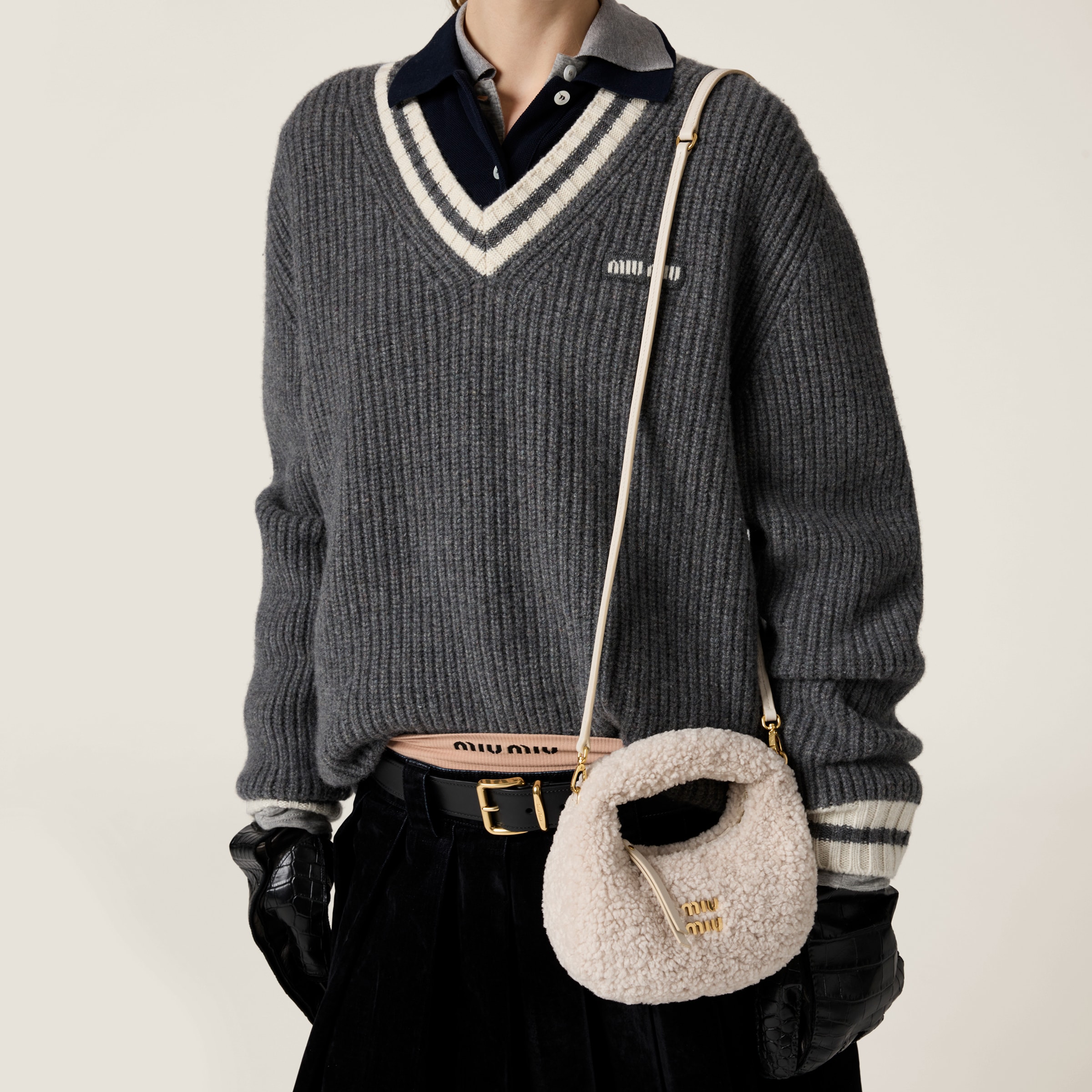 Miu miu 2025 shearling bag