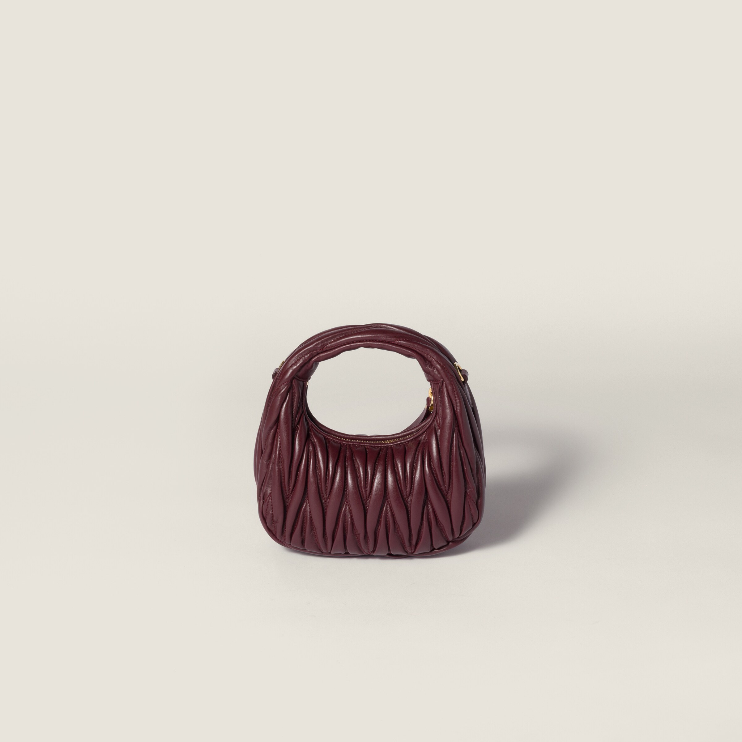 【Miu Miu】Wander Matelasse Nappa Leather Hobo Mini Bag Miu Miu Wander Matelasse Nappa Leather Mini Hobo Bag Black