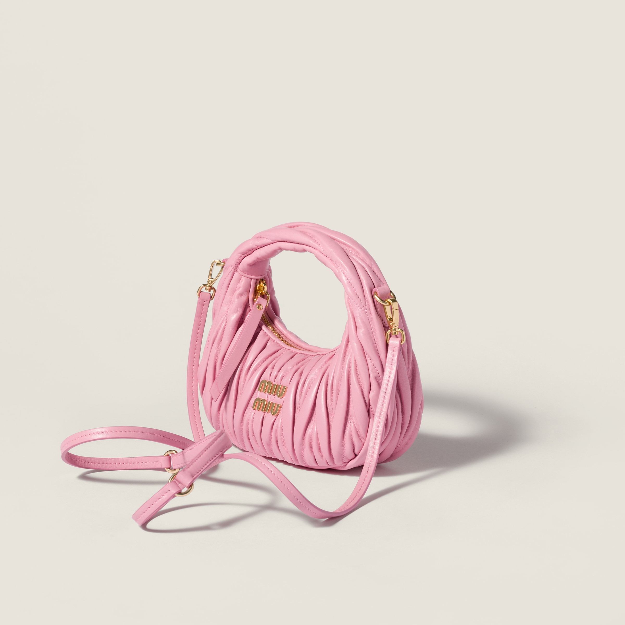 ピンク ワンダー マテラッセレザー ホーボーミニバッグ | Miu Miu - 日本