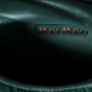 AF5BP078_AN88_F077U_V_OOO_BKG_4