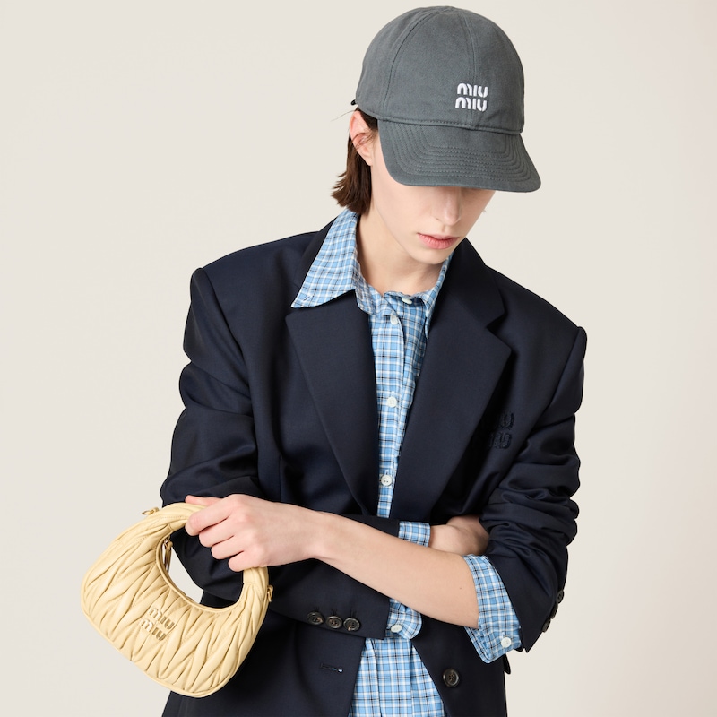 ワンダー マテラッセレザー ホーボーミニバッグ