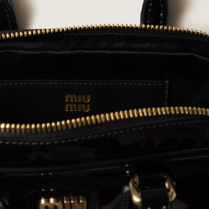 AF5BP088_A069_F0002_V_OOO_BKG_4