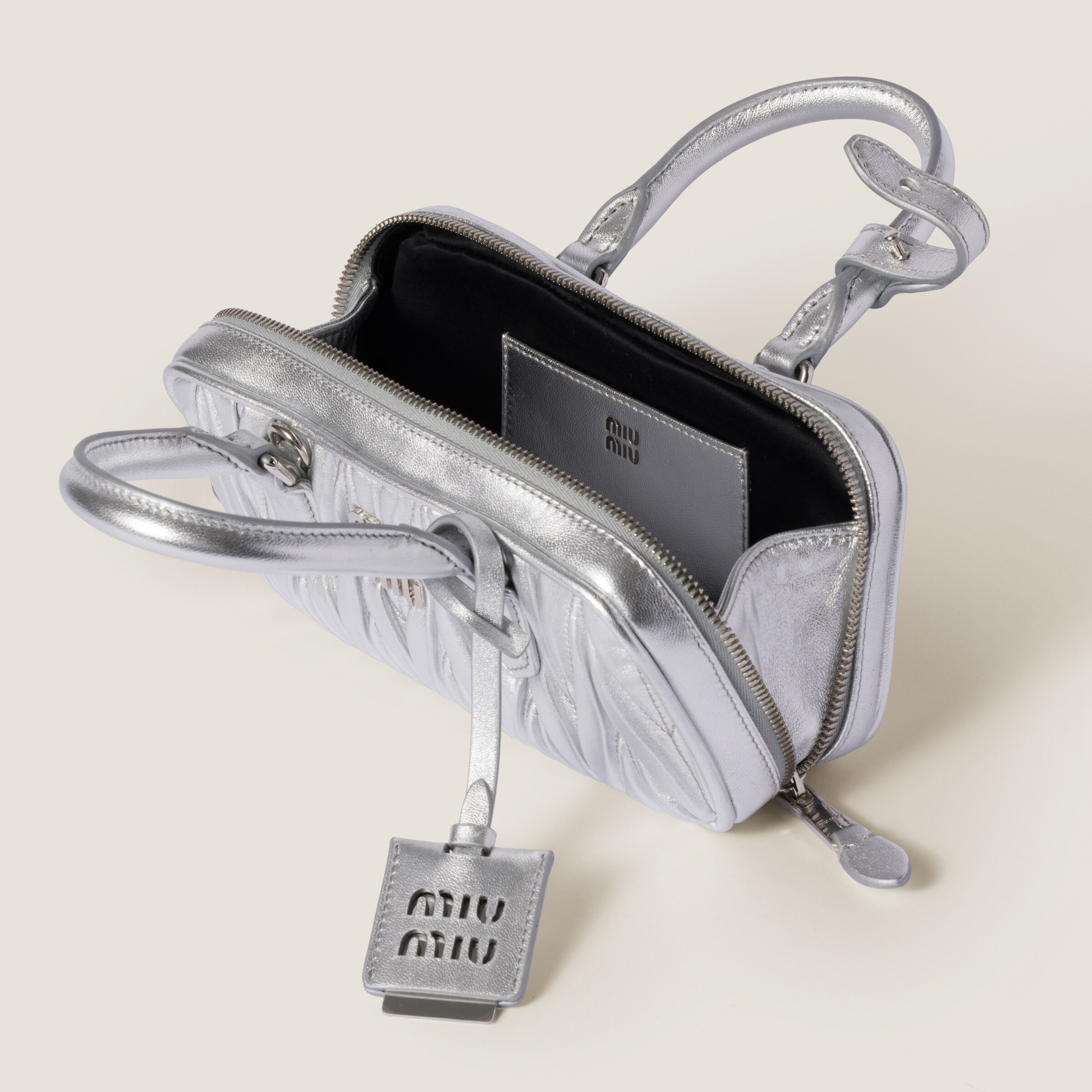 売れ筋がひ新作！ Arcadie Silver Matelassé Miu Miu | Mini-bag Leather Nappa バッグ