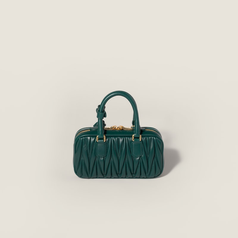 حقيبة Arcadie صغيرة من جلد نابا ماتلاسي