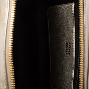 AF5BP088_AN88_F0846_V_OOO_BKG_4