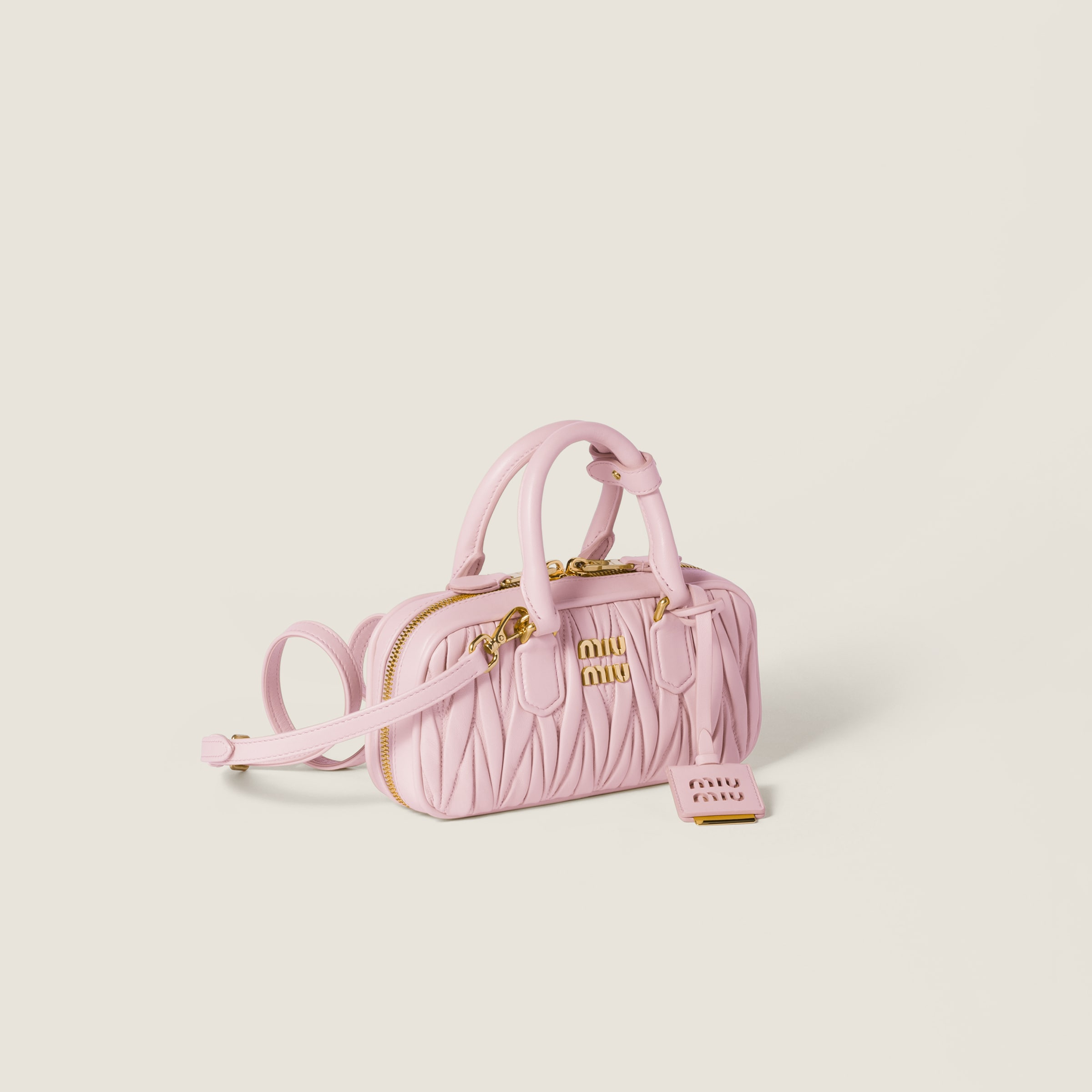 miumiuバッグ　淡いクリームピンク Alabaster Pink Arcadie Matelassé Nappa Leather Mini-bag | Miu Miu