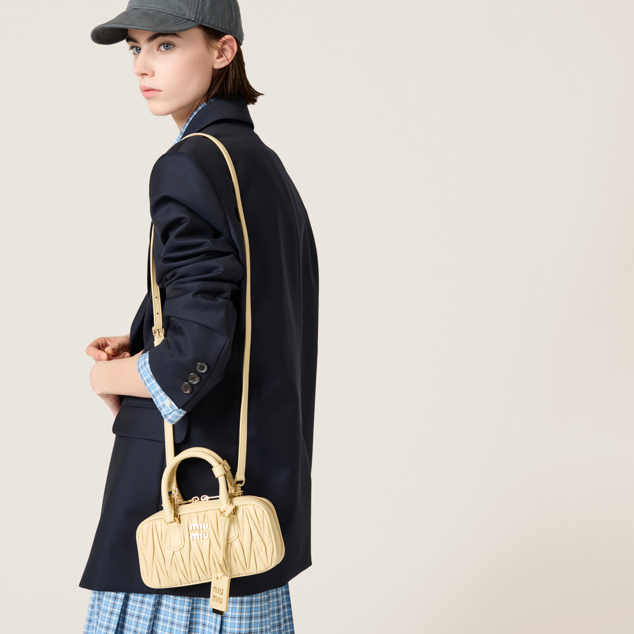 トートバッグ MIU MIU Arcadi Matelasse Tote Mini Bag 5BP088 AN88 F0K57 Black Arcadie Matelassé Nappa Leather Mini-bag | Miu Miu