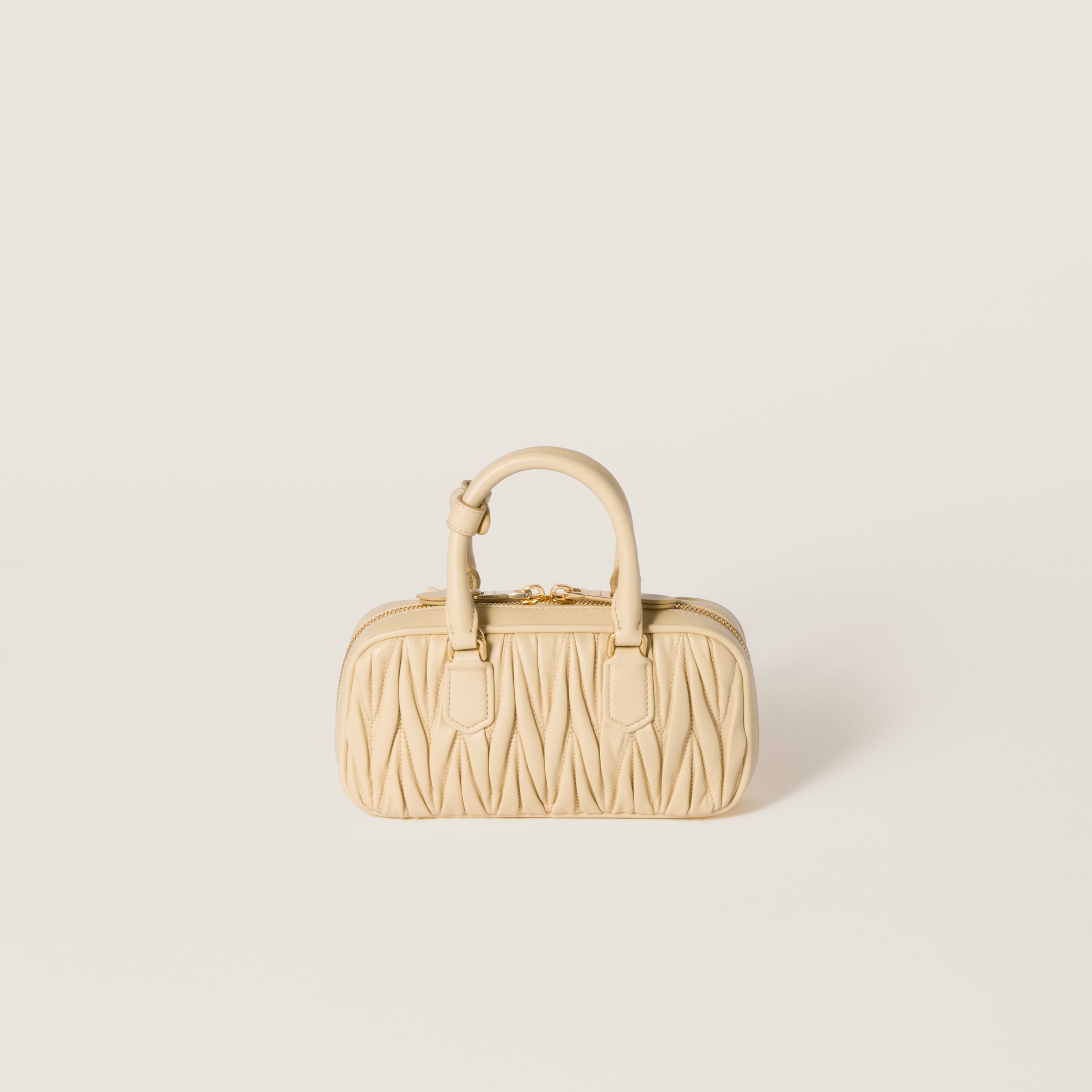 ソイグリーン アルカディ マテラッセレザー ミニバッグ | Miu Miu