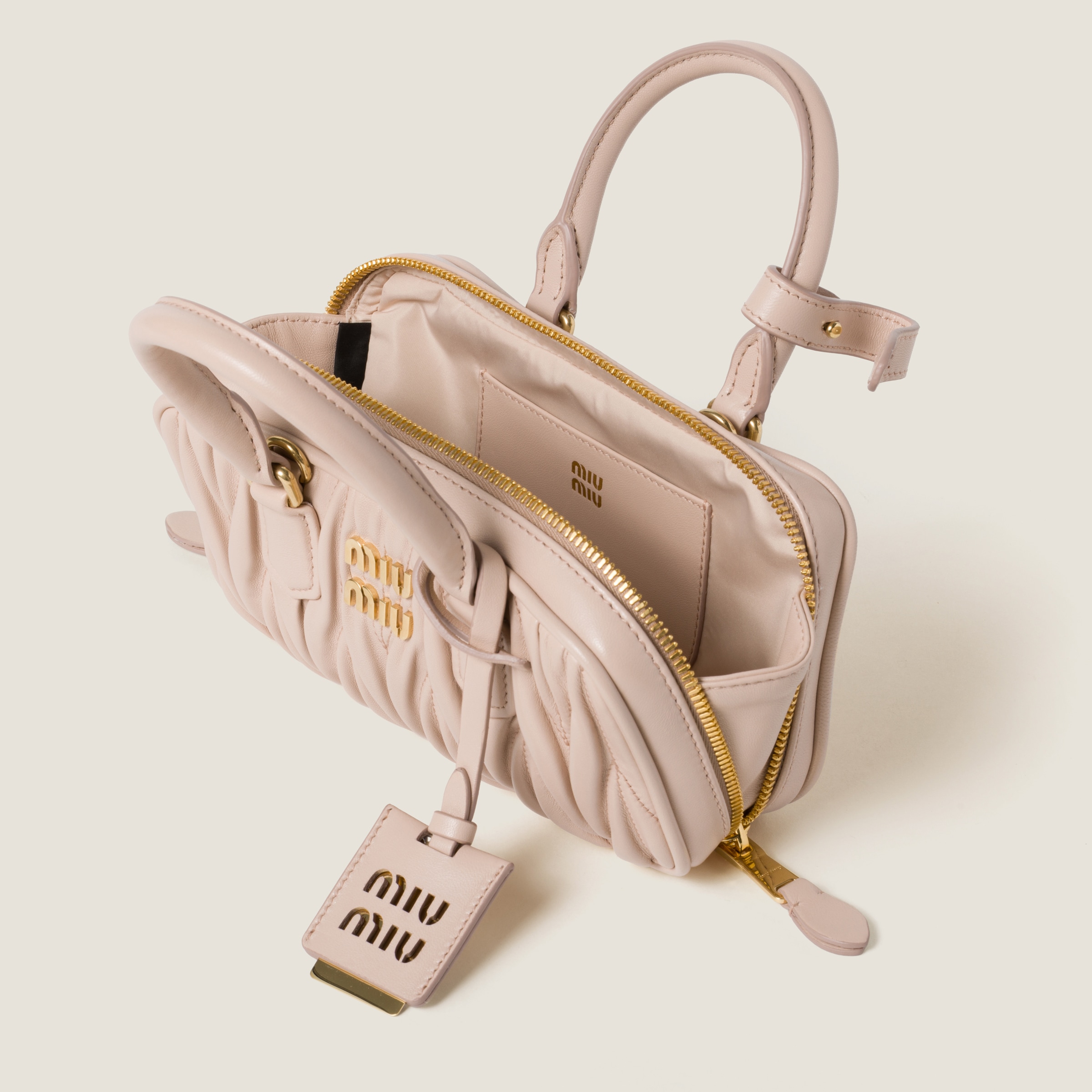 ピンクベージュ アルカディ マテラッセレザー ミニバッグ | Miu Miu