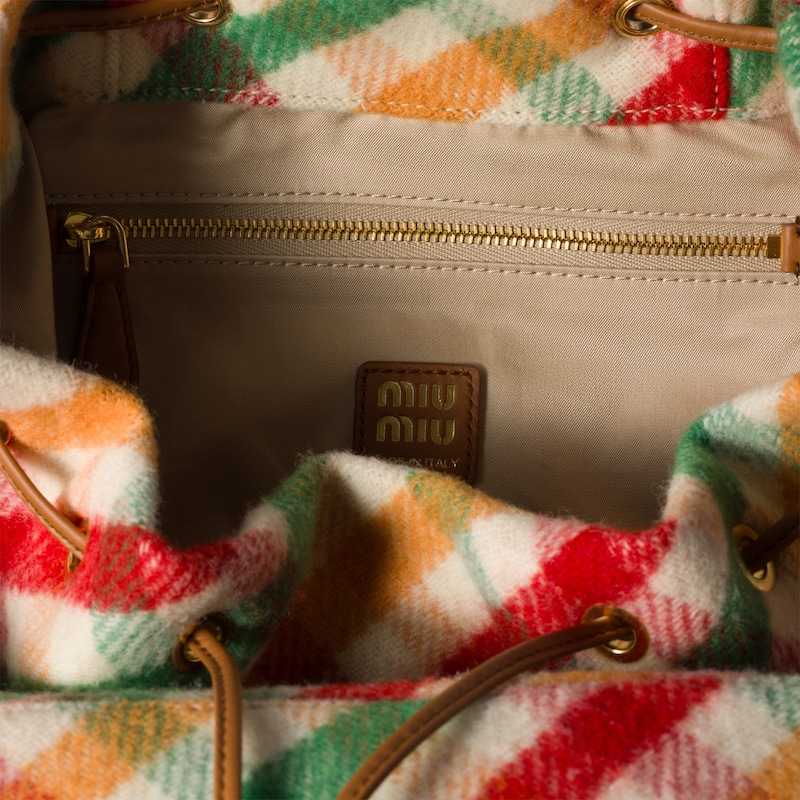 Sac à dos en cuir et plaid
